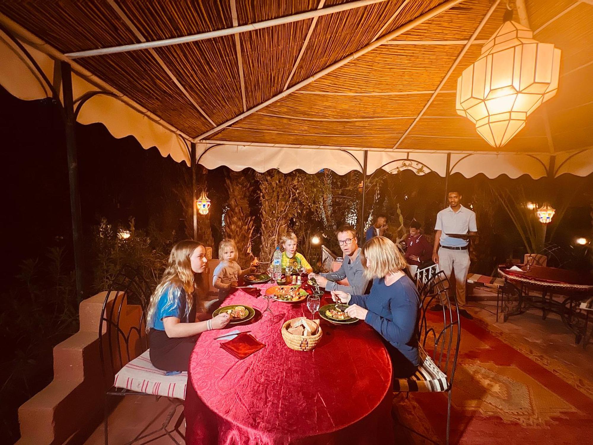 Riad Le Petit Jardin Zagora Extérieur photo